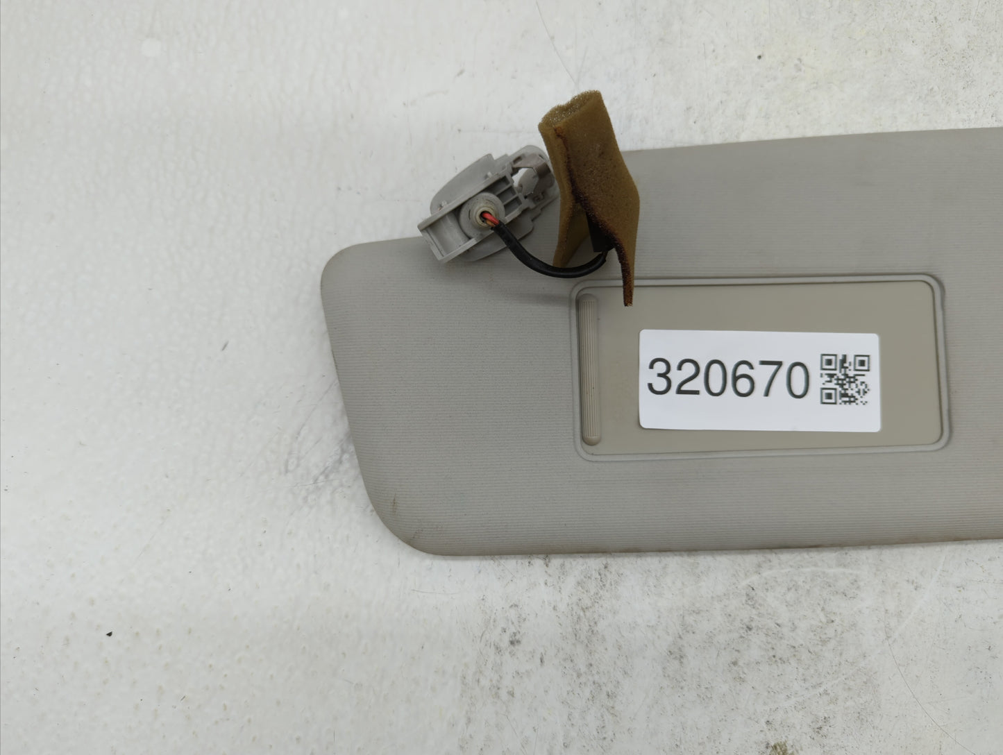 2008-2010 Bmw 528i Sun Visor Shade Replacement Driver Left Mirror Fits Fits 2004 2005 2006 2007 2008 2009 2010 OEM Used Auto