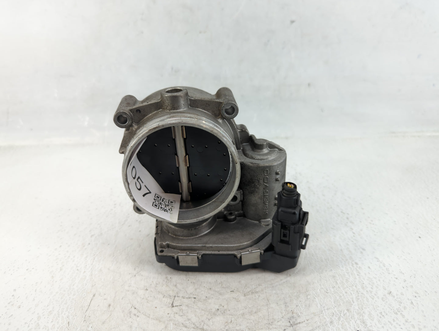 2008-2011 Bmw 528i Throttle Body P/N:1354 7556118-03 Fits Fits 2007 2008 2009 2010 2011 2012 2013 OEM Used Auto Parts - Oemu