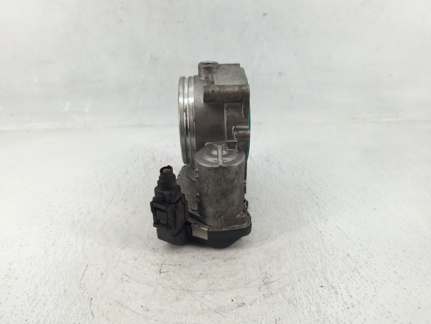 2008-2011 Bmw 528i Throttle Body P/N:1354 7556118-03 Fits Fits 2007 2008 2009 2010 2011 2012 2013 OEM Used Auto Parts - Oemu