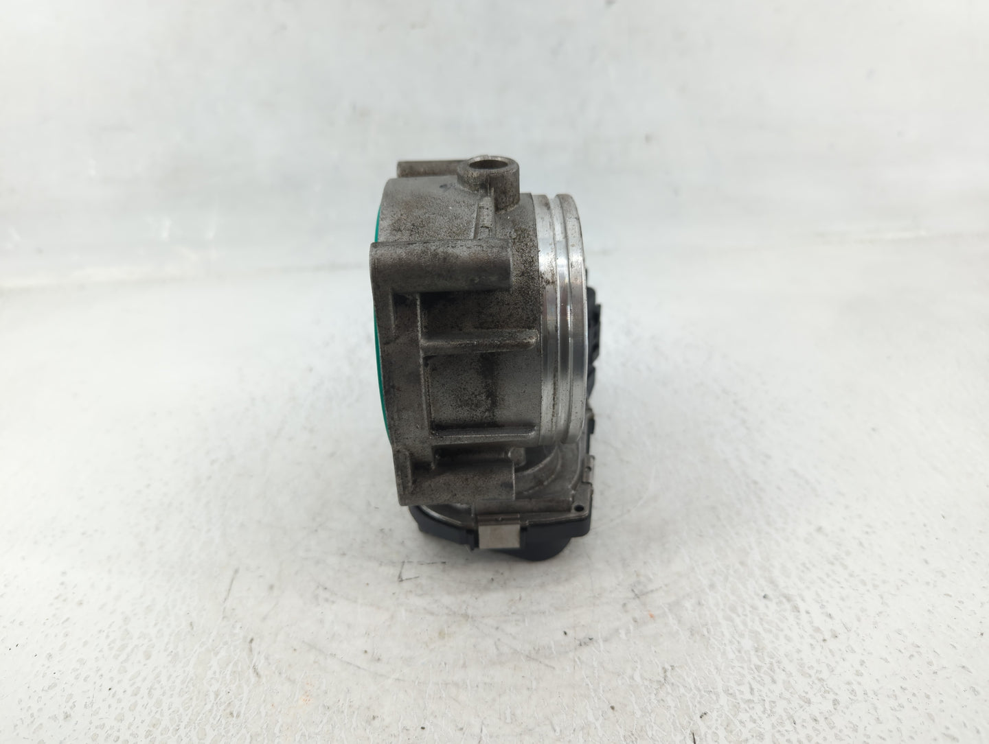 2008-2011 Bmw 528i Throttle Body P/N:1354 7556118-03 Fits Fits 2007 2008 2009 2010 2011 2012 2013 OEM Used Auto Parts - Oemu