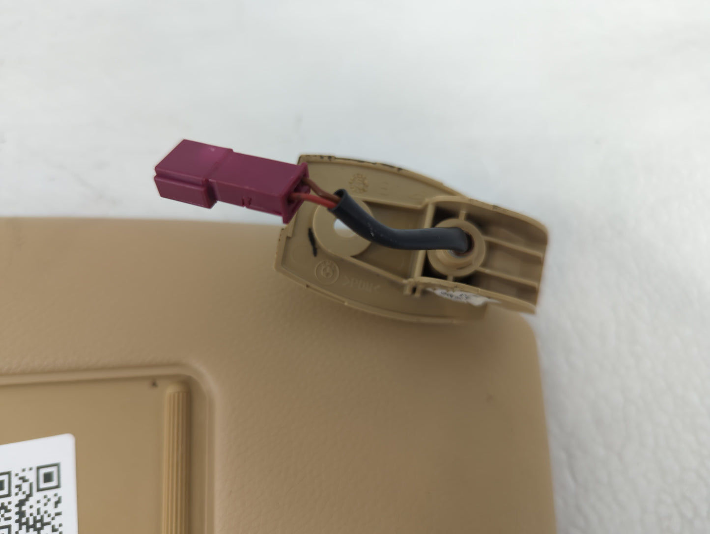 2008-2010 Bmw 528i Sun Visor Shade Replacement Passenger Right Mirror Fits Fits 2004 2005 2006 2007 2008 2009 2010 OEM Used 