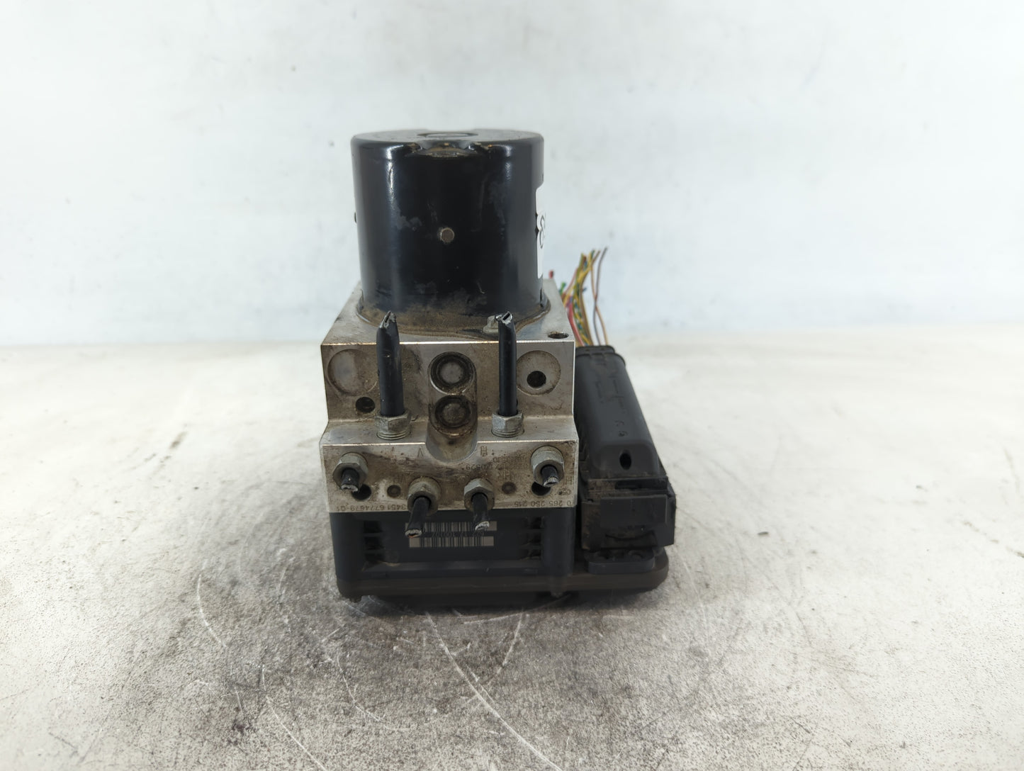 2008-2010 Bmw 528i ABS Pump Control Module Replacement P/N:DXC E6x-4WD 3451 678 Fits Fits 2008 2009 2010 OEM Used Auto Parts