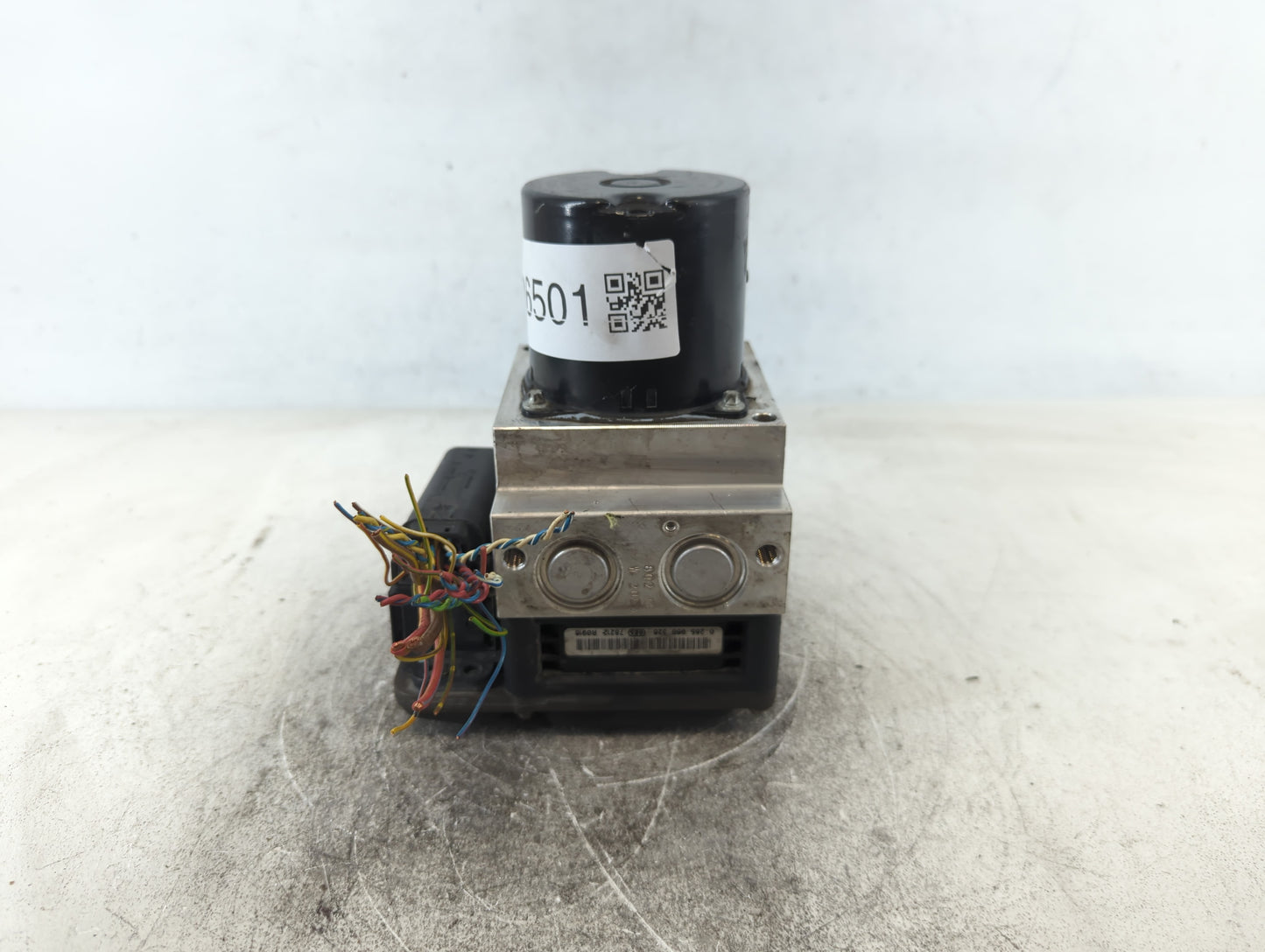 2008-2010 Bmw 528i ABS Pump Control Module Replacement P/N:DXC E6x-4WD 3451 678 Fits Fits 2008 2009 2010 OEM Used Auto Parts