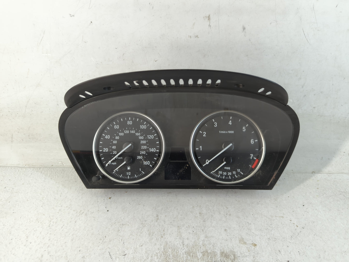 2008-2010 Bmw 528i Instrument Cluster Speedometer Gauges P/N:62.11-9 168 862 Fits Fits 2008 2009 2010 OEM Used Auto Parts - 