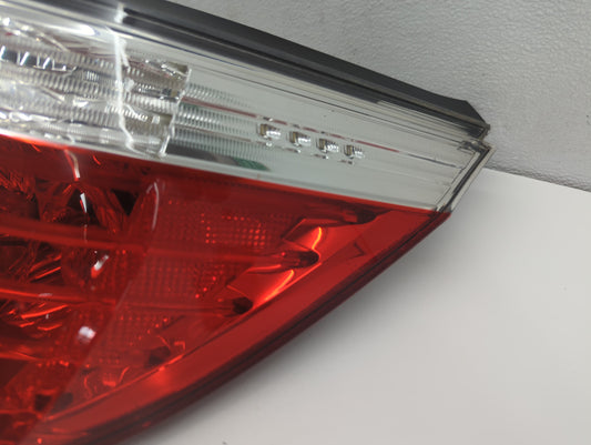 2008 Bmw 533i Tail Light Assembly Passenger Right OEM P/N:>PP-T20< 164 315 -00 Fits Fits 2009 2010 OEM Used Auto Parts