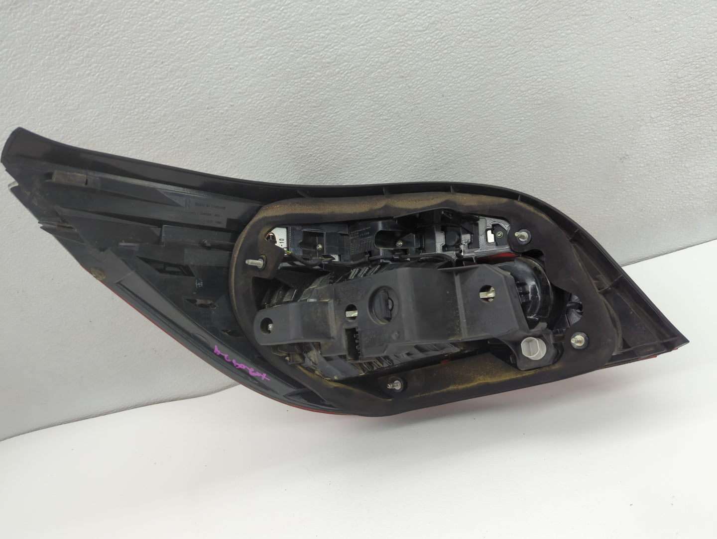 2008 Bmw 533i Tail Light Assembly Passenger Right OEM P/N:>PP-T20< 164 315 -00 Fits Fits 2009 2010 OEM Used Auto Parts - Oem