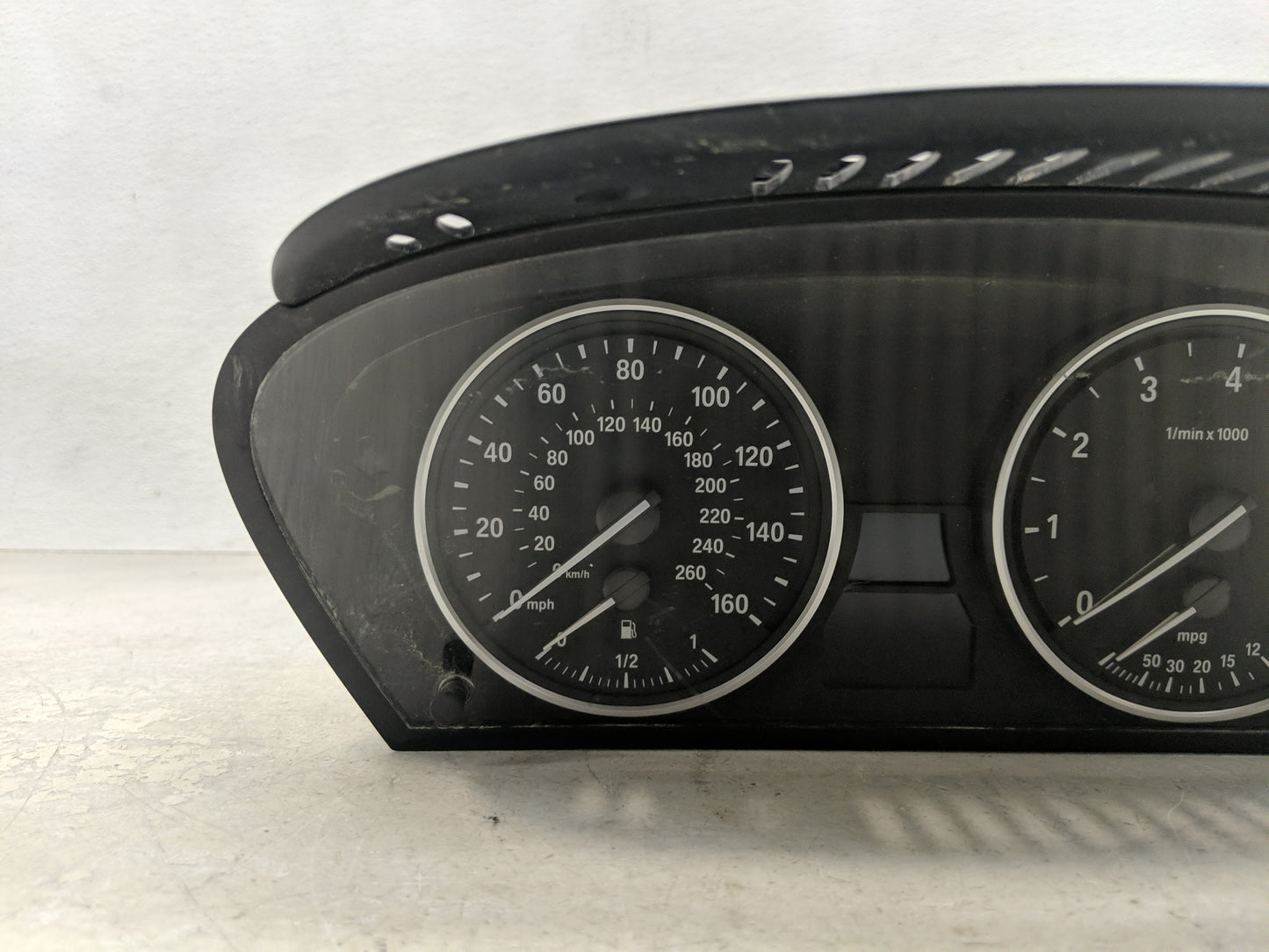 2008-2010 Bmw 535i Instrument Cluster Speedometer Gauges Fits Fits 2008 2009 2010 OEM Used Auto Parts - Oemusedautoparts1.co