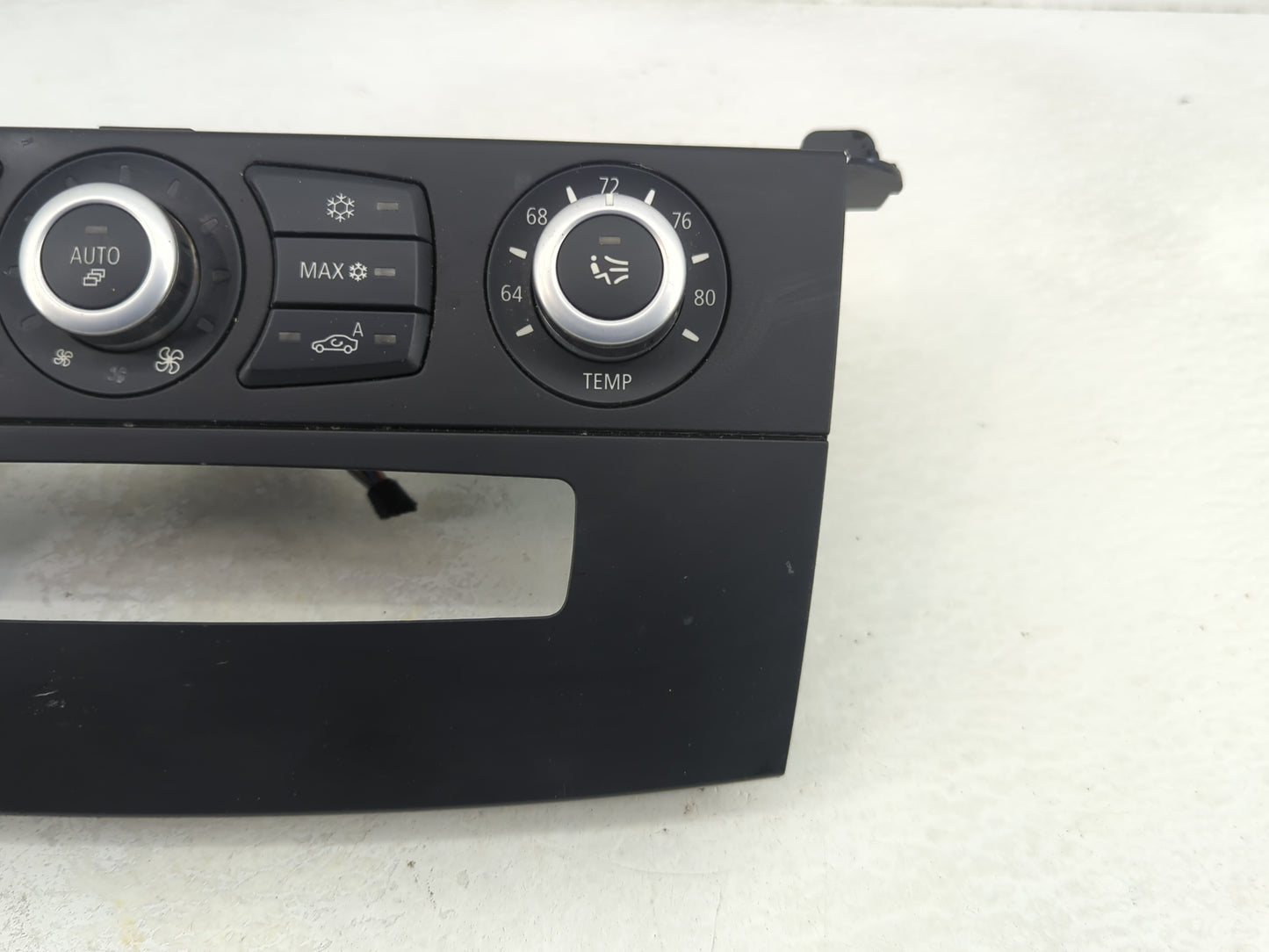 2008-2010 Bmw 535i Climate Control Module Temperature AC/Heater Replacement P/N:6 976 361 Fits Fits 2008 2009 2010 OEM Used 