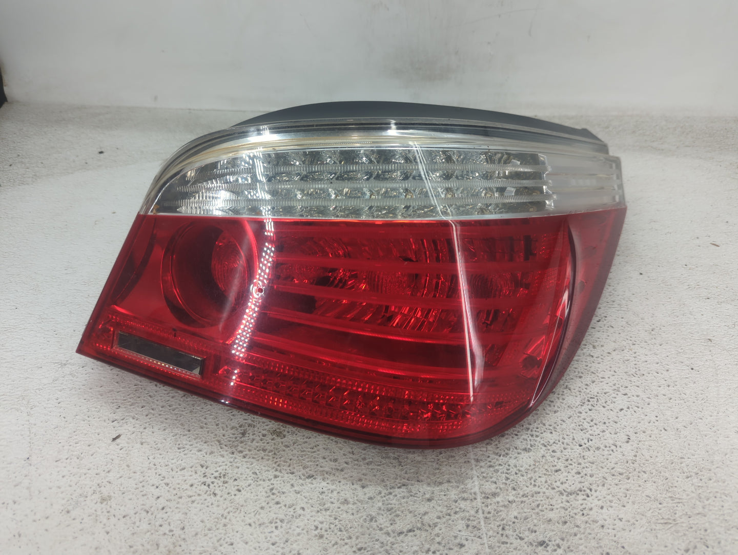 2008-2010 Bmw 535i Tail Light Assembly Passenger Right OEM Fits Fits 2008 2009 2010 OEM Used Auto Parts - Oemusedautoparts1.