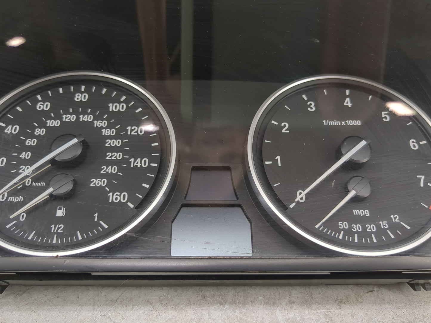 2008-2010 Bmw 535i Instrument Cluster Speedometer Gauges Miles: Fits Fits 2008 2009 2010 OEM Used Auto Parts - Oemusedautopa