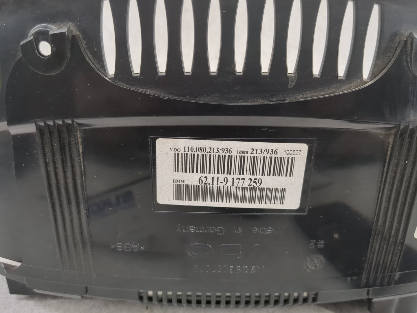 2008-2010 Bmw 535i Instrument Cluster Speedometer Gauges Miles: Fits Fits 2008 2009 2010 OEM Used Auto Parts - Oemusedautopa