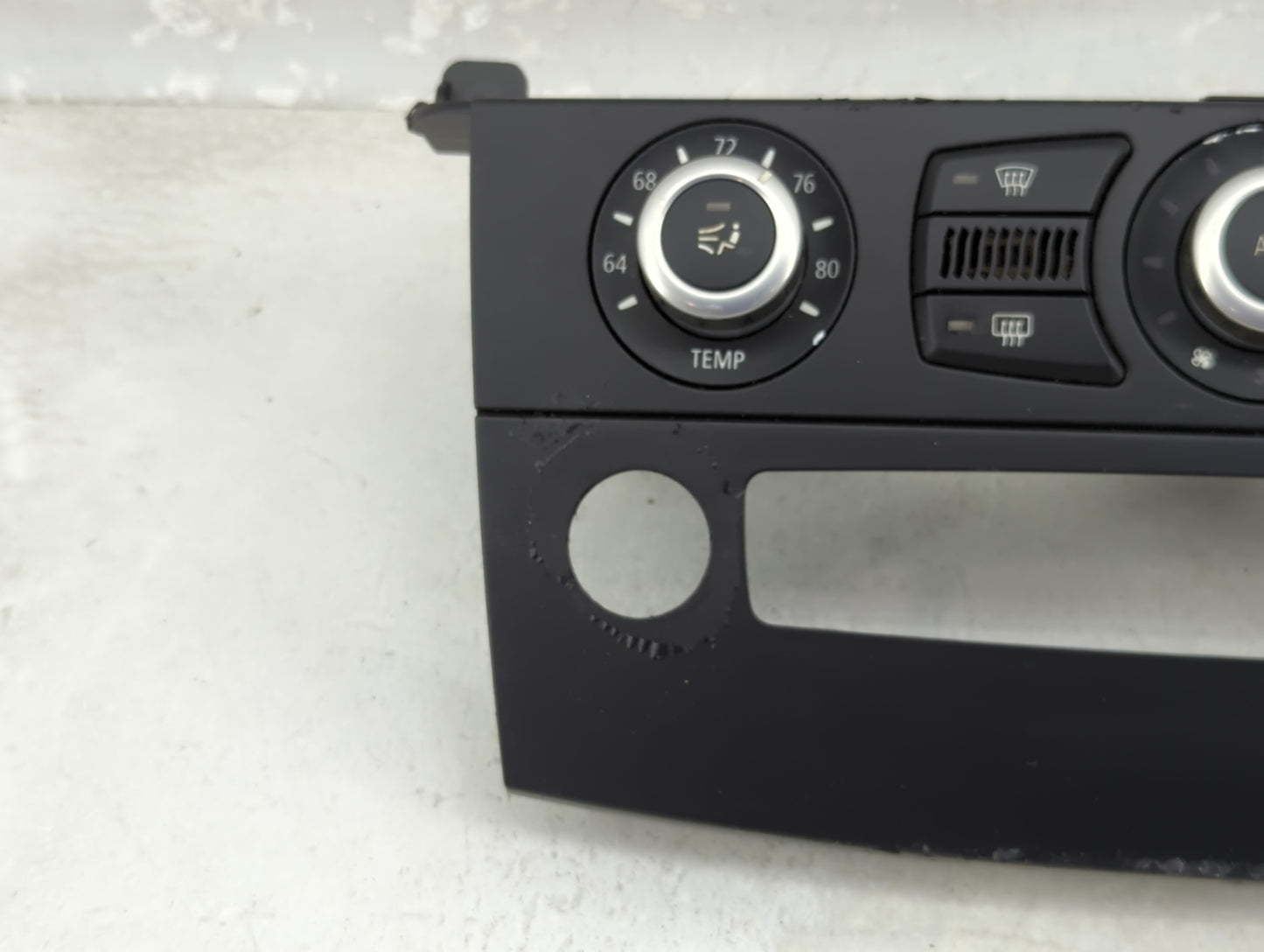 2008-2010 Bmw 535i Climate Control Module Temperature AC/Heater Replacement P/N:6 976 361 Fits Fits 2008 2009 2010 OEM Used 