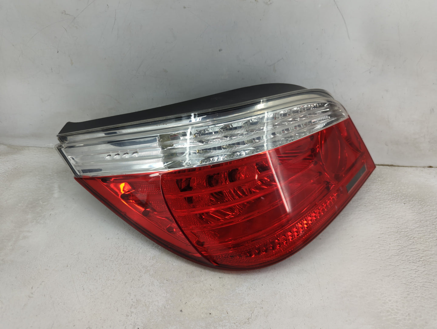 2008-2010 Bmw 535i Tail Light Assembly Driver Left OEM Fits Fits 2008 2009 2010 OEM Used Auto Parts - Oemusedautoparts1.com