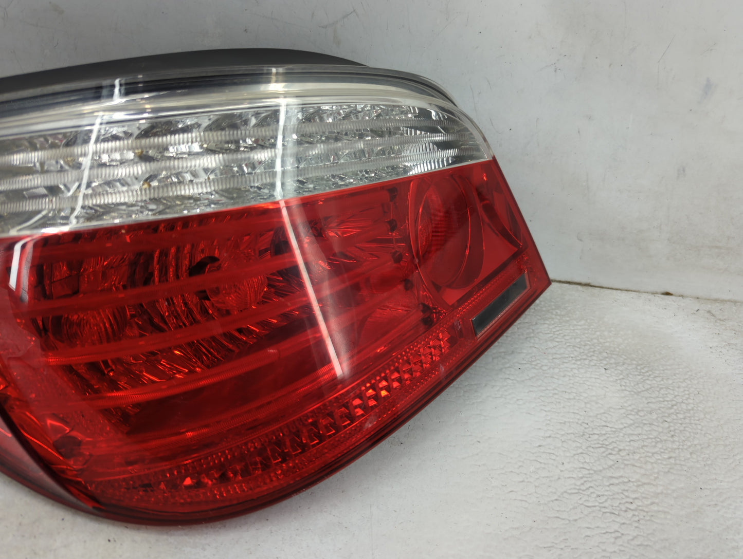2008-2010 Bmw 535i Tail Light Assembly Driver Left OEM Fits Fits 2008 2009 2010 OEM Used Auto Parts - Oemusedautoparts1.com