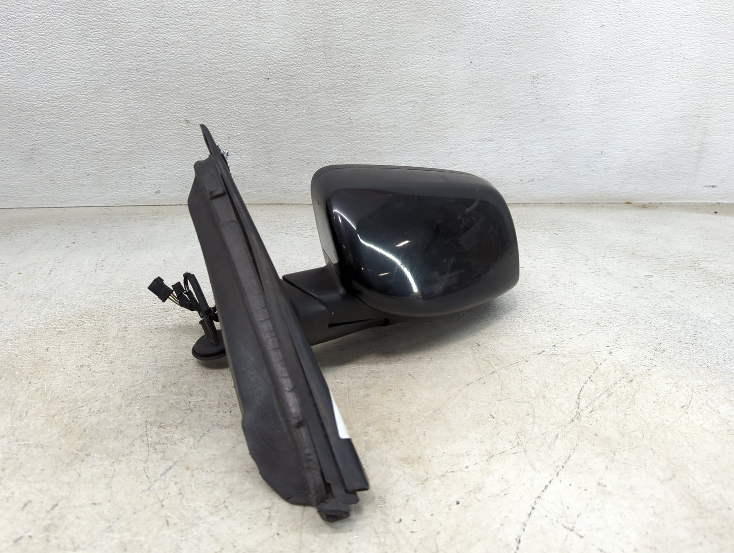 2008-2010 Bmw 535i Driver Side View Mirror - Left Door Mirror OEM Used - Oemusedautoparts1.com