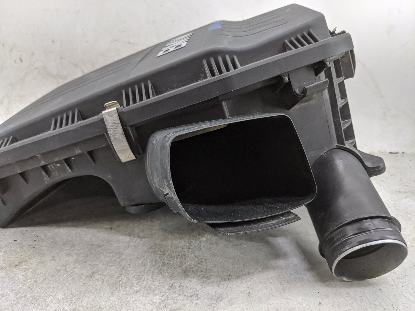 2008-2010 Bmw 535i Air Cleaner Intake-duct Hose Tube 1476849 - Oemusedautoparts1.com