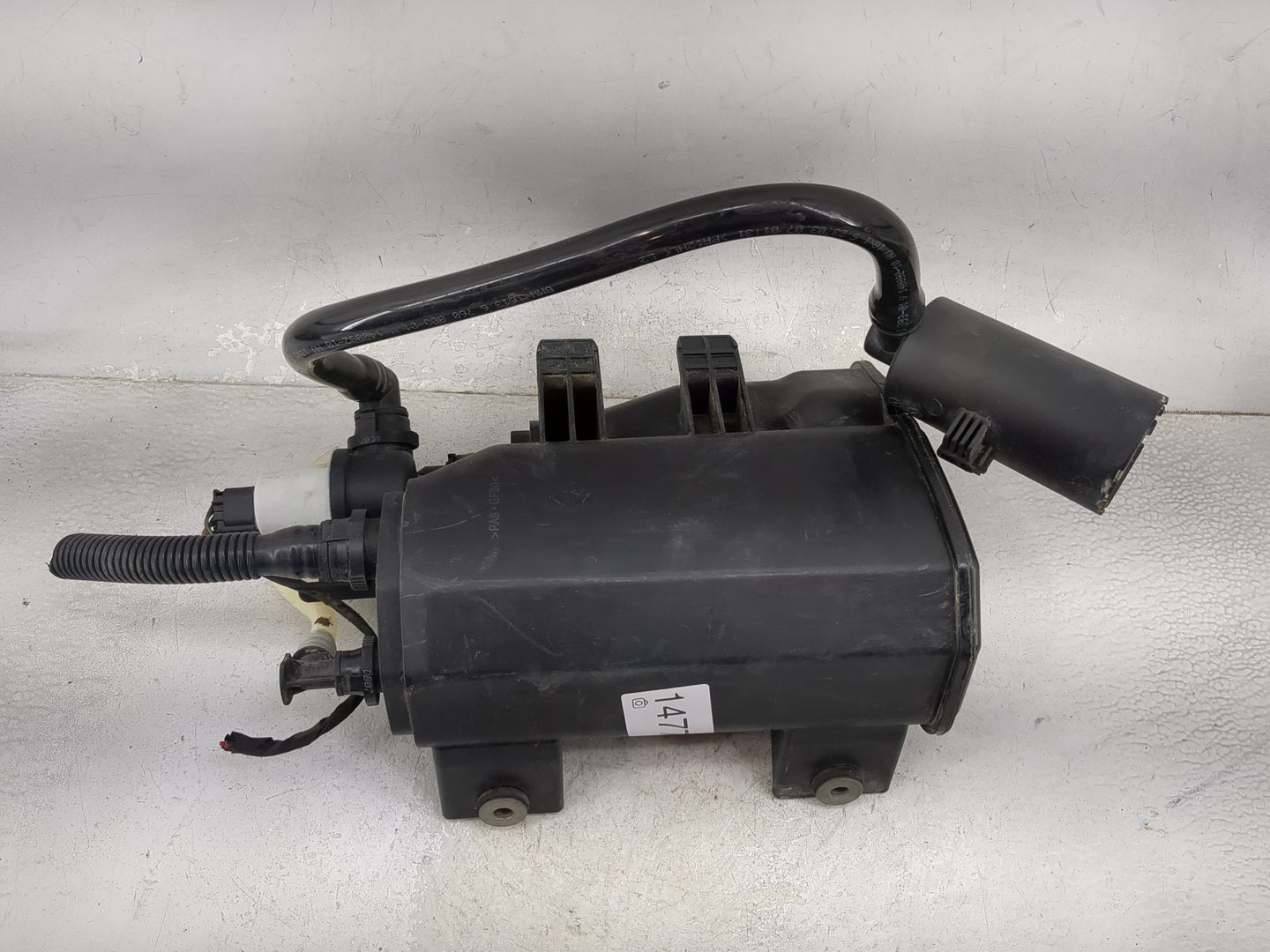 2008 Bmw 535i Fuel Vapor Charcoal Canister 1477150 - Oemusedautoparts1.com