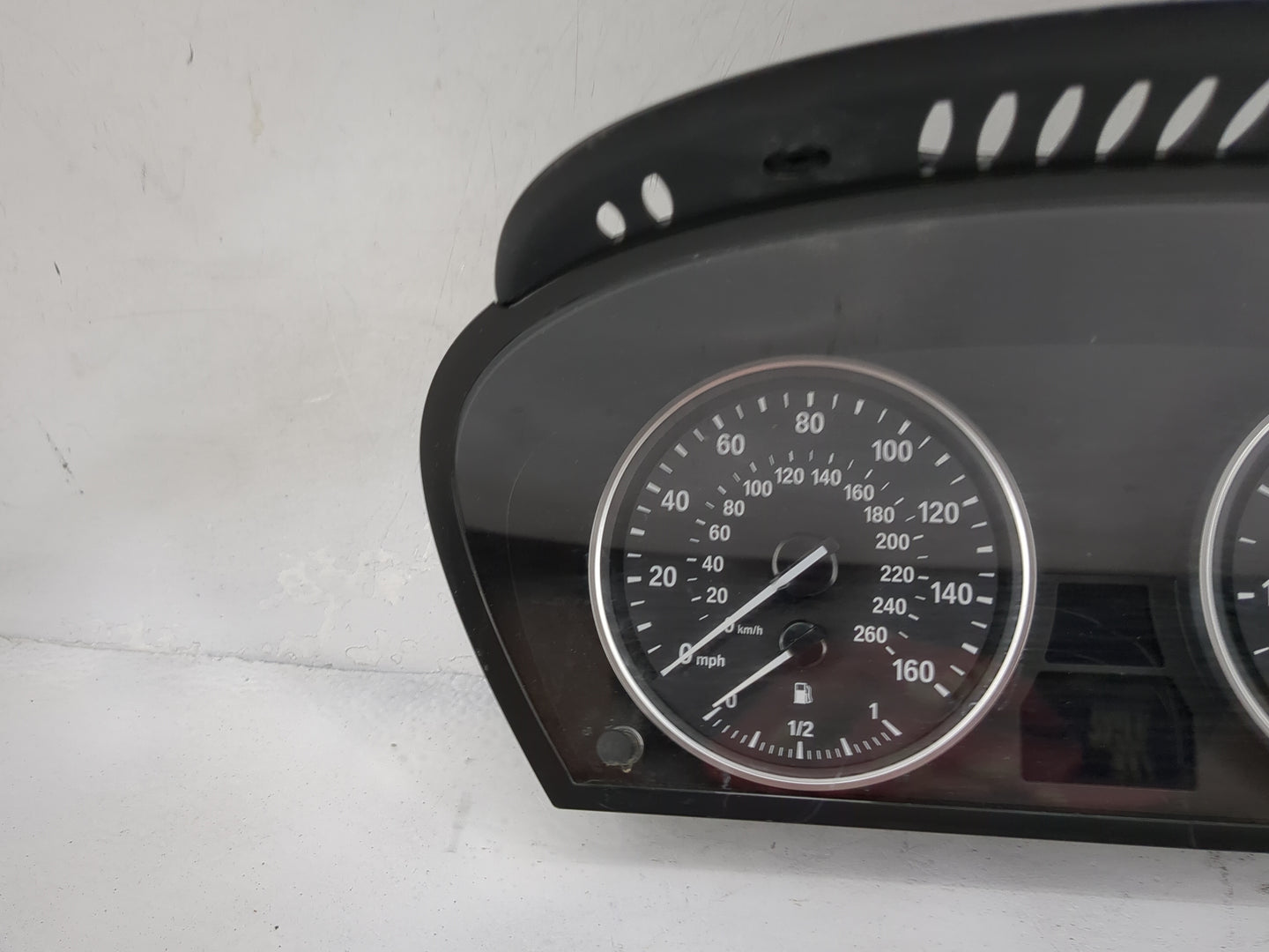 2008-2010 Bmw 535i Instrument Cluster Speedometer Gauges P/N:62.11-9153753 110.080.213/837 Miles: Fits Fits 2008 2009 2010 O