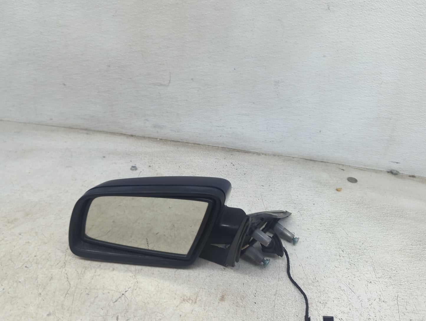 2008-2010 Bmw 535i Driver Side View Mirror - Left Door Mirror OEM Used - Oemusedautoparts1.com