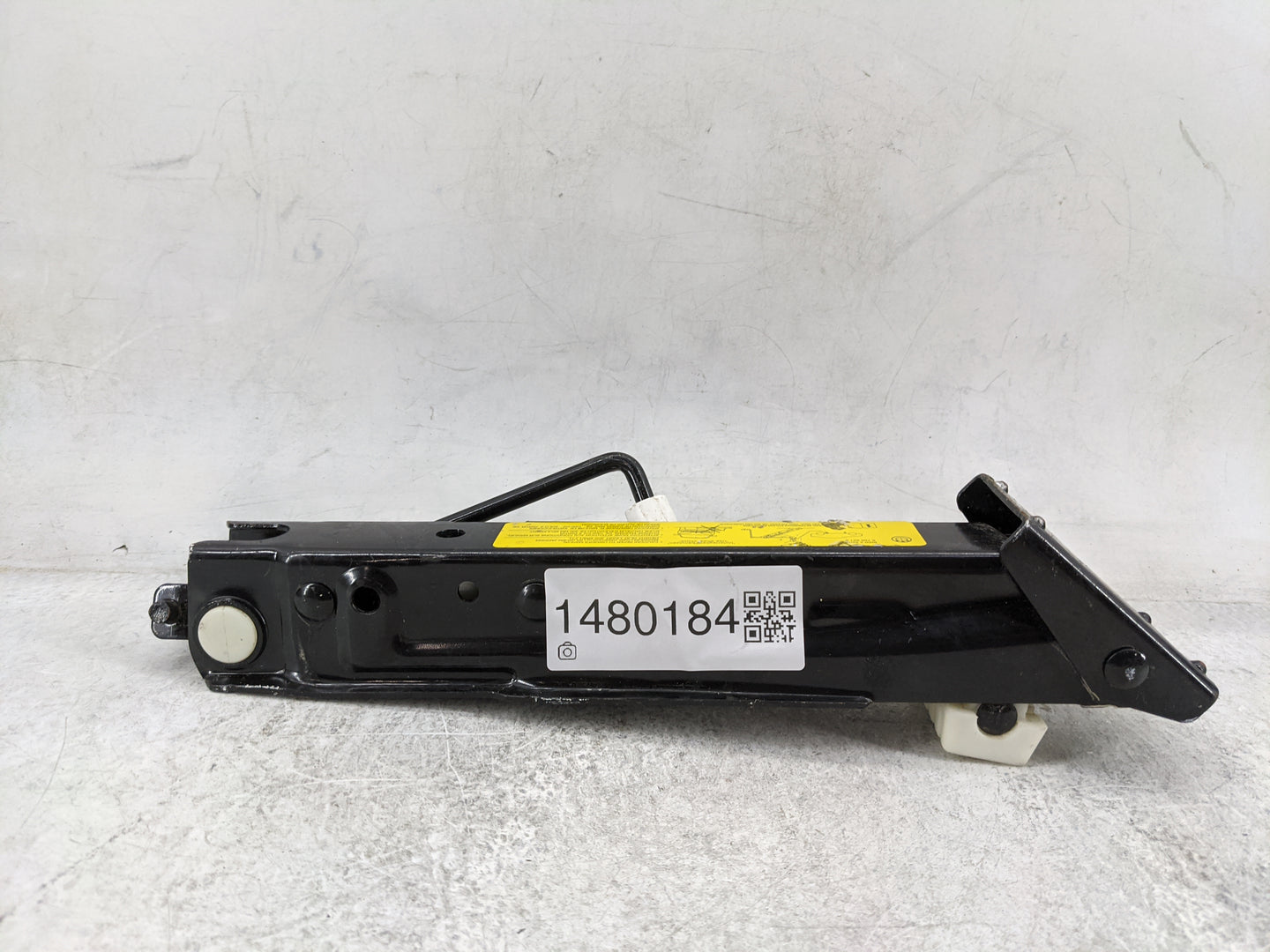 2008 Bmw 535i Spare Scissor Car Jack Black - Oemusedautoparts1.com