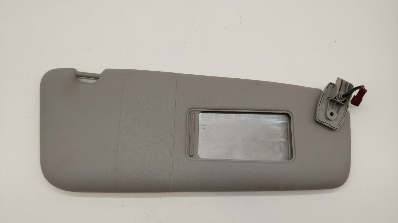 2008-2009 Bmw 535i Sun Visor Shade Replacement Passenger Right Mirror Fits Fits 2004 2005 2006 2007 2008 2009 2010 OEM Used 