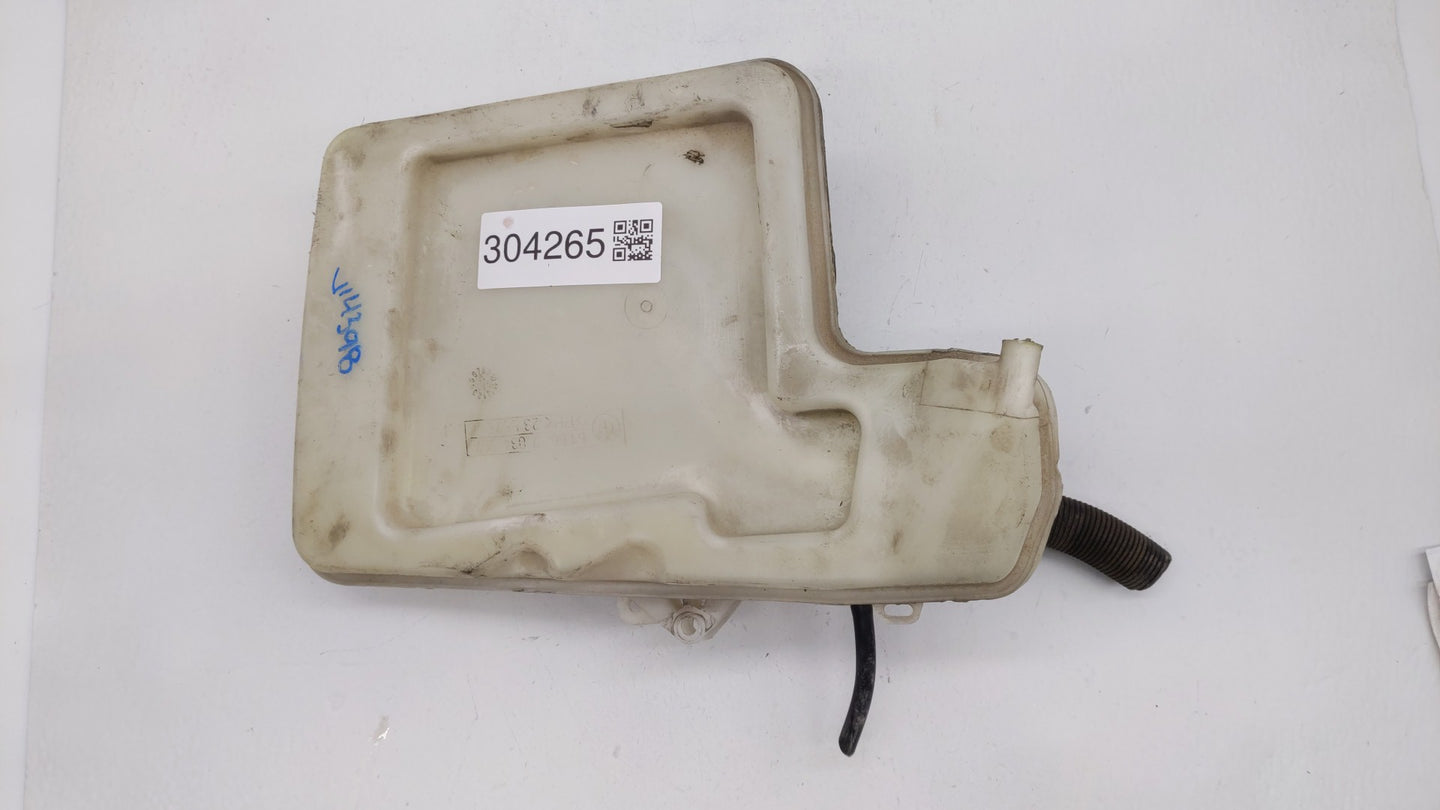 2008-2010 Bmw 535i Radiator Coolant Overflow Expansion Tank Bottle - Oemusedautoparts1.com