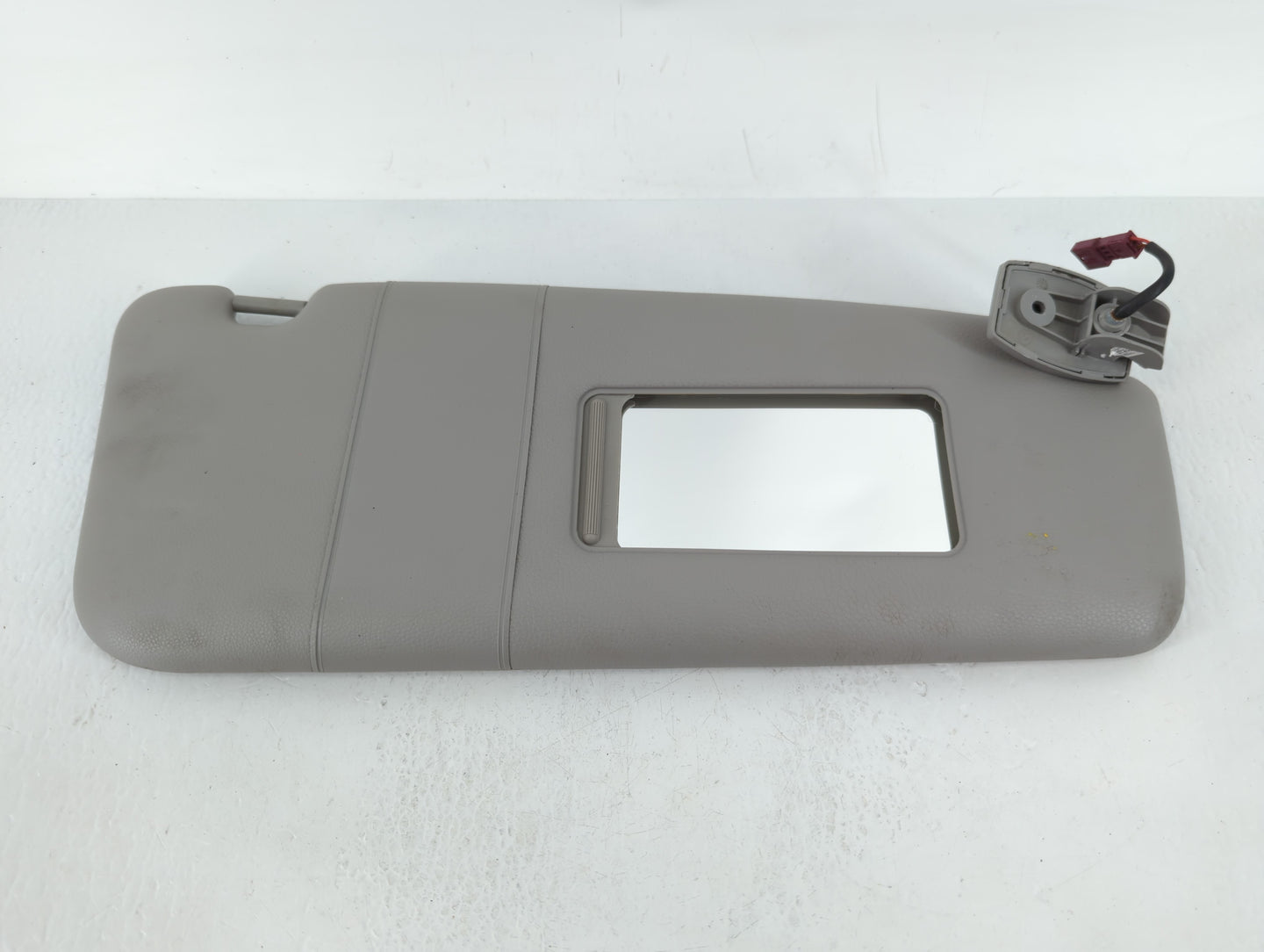 2008-2009 Bmw 535i Sun Visor Shade Replacement Driver Left Mirror Fits Fits 2004 2005 2006 2007 2008 2009 2010 OEM Used Auto