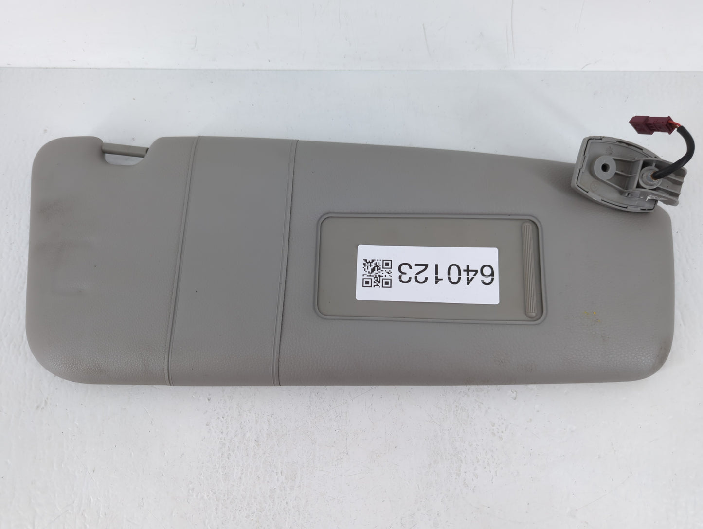 2008-2009 Bmw 535i Sun Visor Shade Replacement Driver Left Mirror Fits Fits 2004 2005 2006 2007 2008 2009 2010 OEM Used Auto
