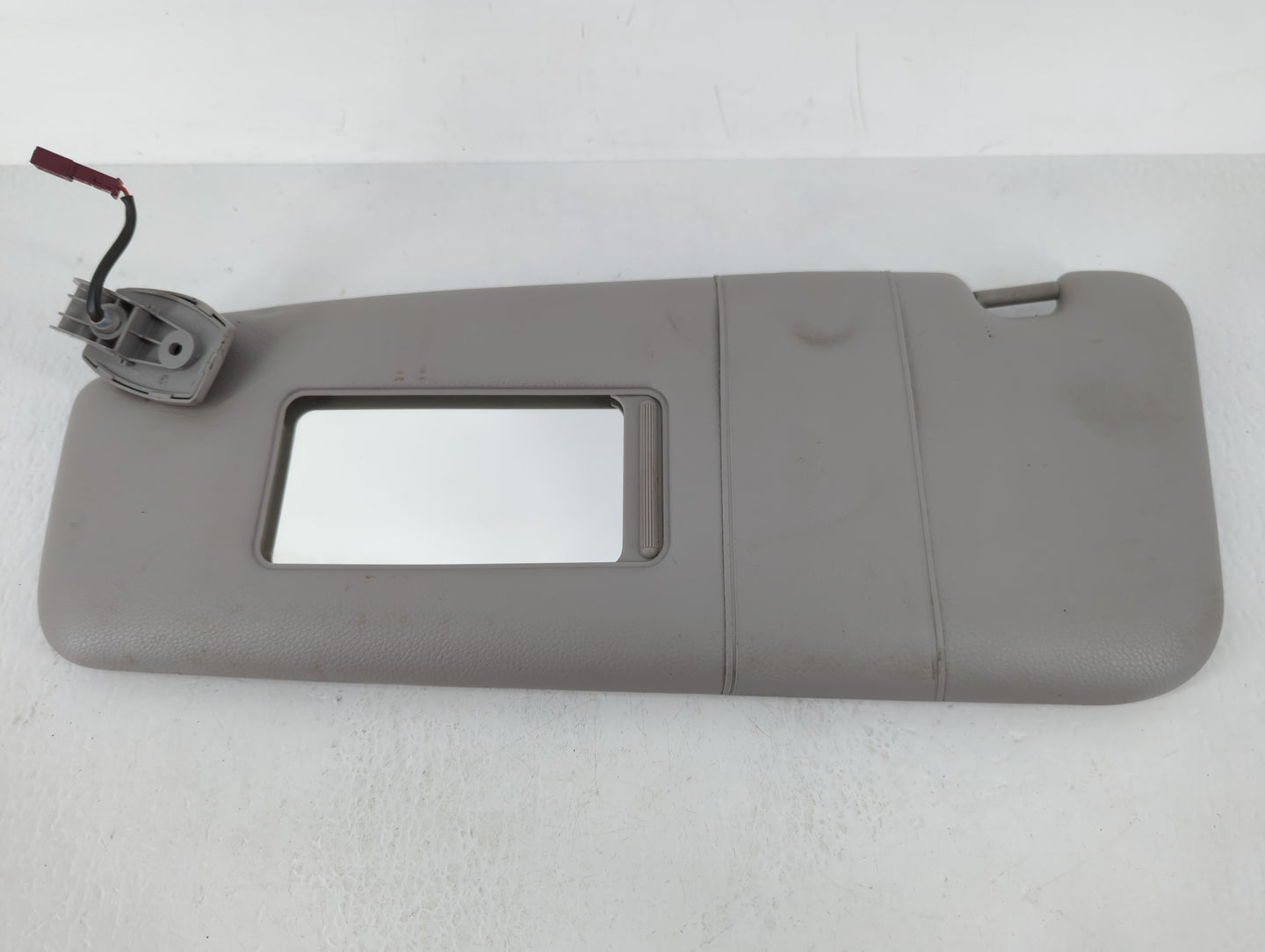 2008-2009 Bmw 535i Sun Visor Shade Replacement Passenger Right Mirror Fits Fits 2004 2005 2006 2007 2008 2009 2010 OEM Used 