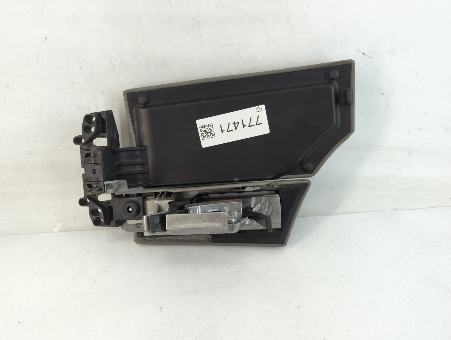 2008 Bmw 535i Center Console Armrest Cover Lid Fits OEM Used Auto Parts - Oemusedautoparts1.com
