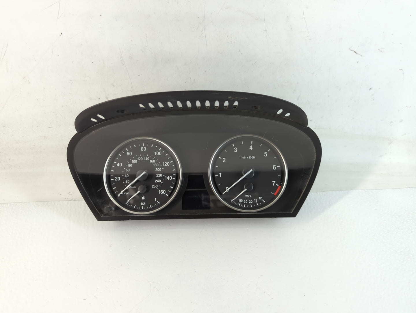 2008-2010 Bmw 535i Instrument Cluster Speedometer Gauges P/N:153 753 110.080.213 Fits Fits 2008 2009 2010 OEM Used Auto Part