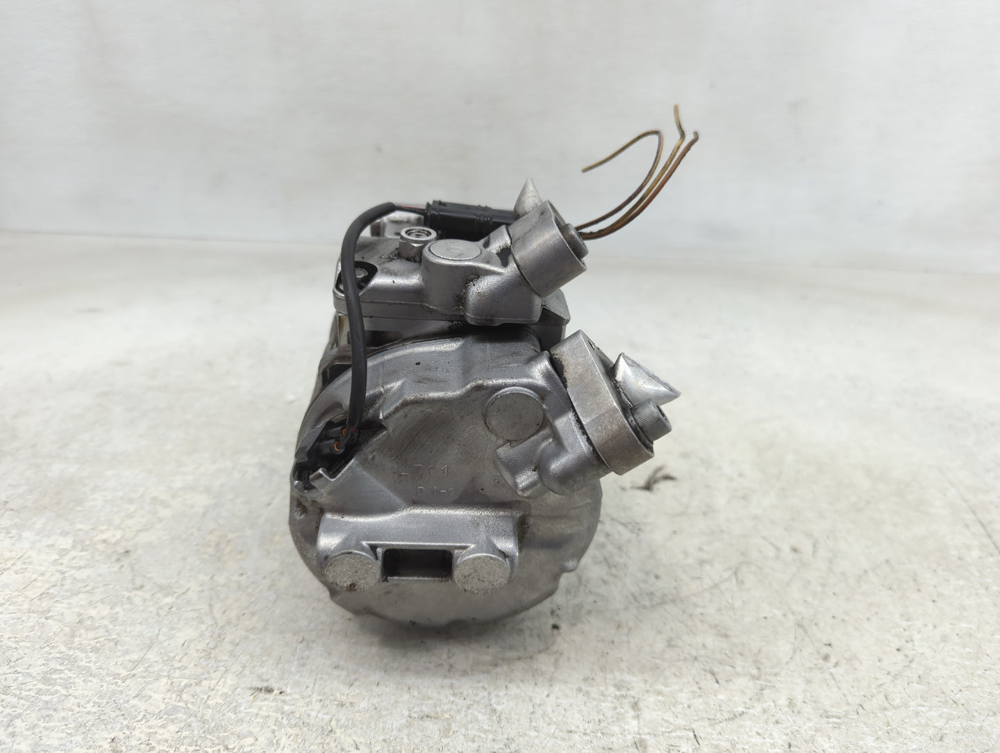 2008-2010 Bmw 550i Air Conditioning A/c Ac Compressor Oem - Oemusedautoparts1.com