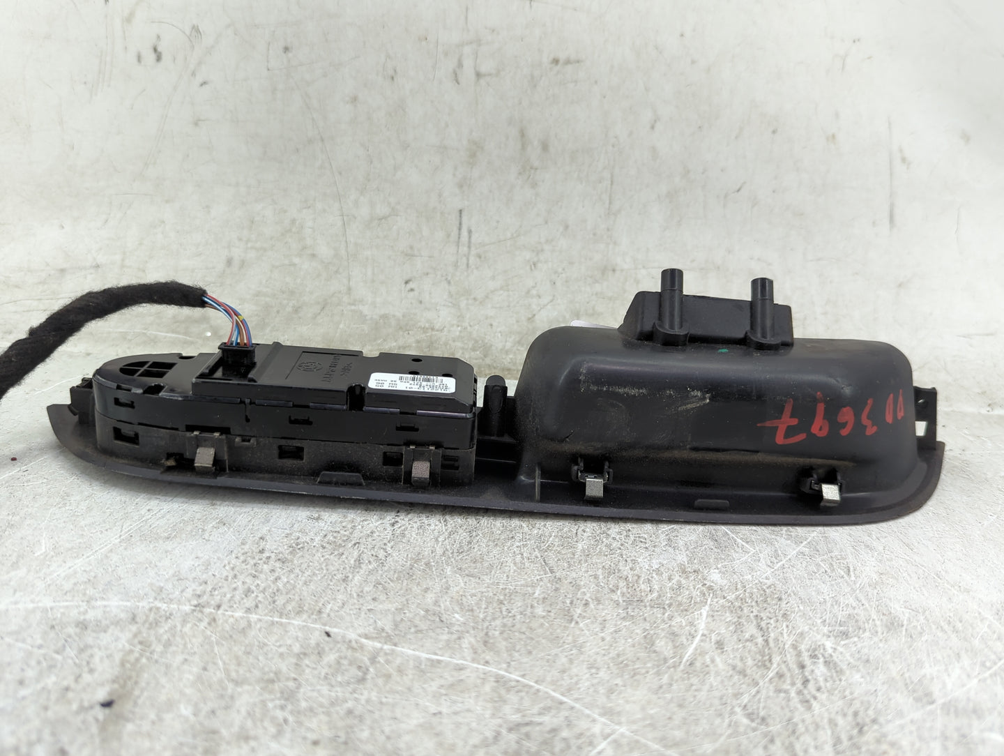 2006-2010 Bmw 550i Master Power Window Switch Replacement Driver Side Left P/N:9122113-01 Fits Fits 2006 2007 2008 2009 2010