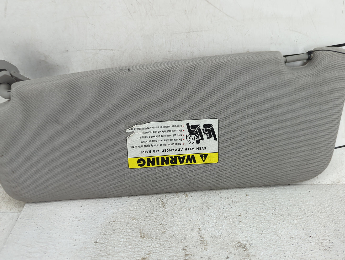 2006-2009 Bmw 550i Sun Visor Shade Replacement Passenger Right Mirror Fits Fits 2004 2005 2006 2007 2008 2009 2010 OEM Used 