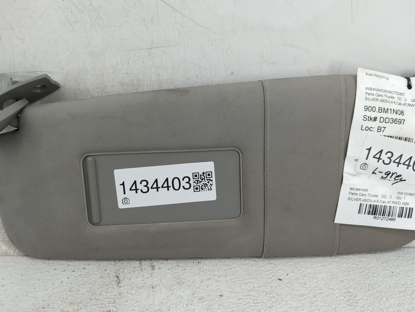 2006-2009 Bmw 550i Sun Visor Shade Replacement Driver Left Mirror Fits Fits 2004 2005 2006 2007 2008 2009 2010 OEM Used Auto