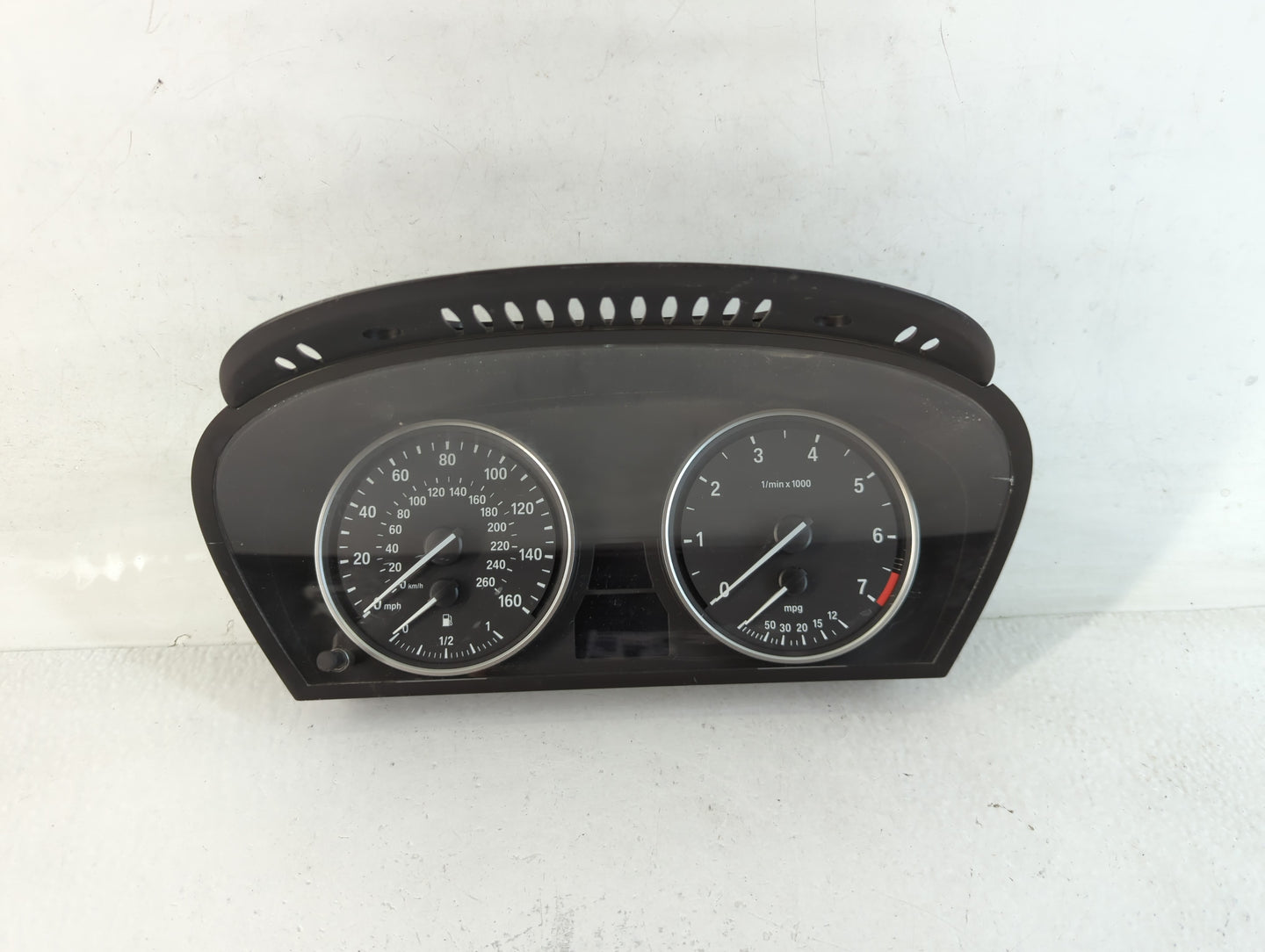 2008-2010 Bmw 550i Instrument Cluster Speedometer Gauges P/N:000394 110080213, 6211-9 168 858 Fits Fits 2008 2009 2010 OEM U