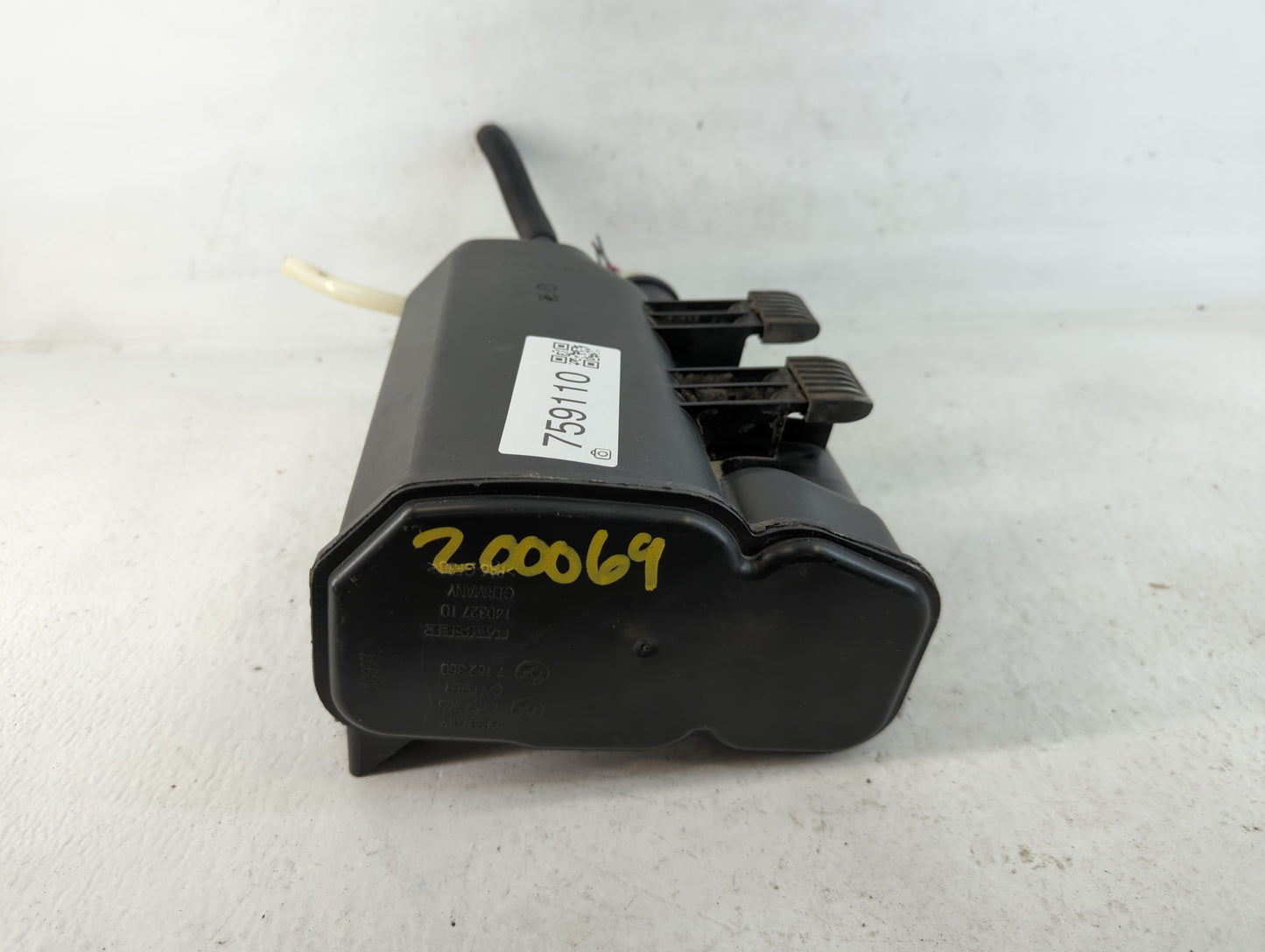 2008 Bmw 550i Fuel Vapor Charcoal Canister - Oemusedautoparts1.com