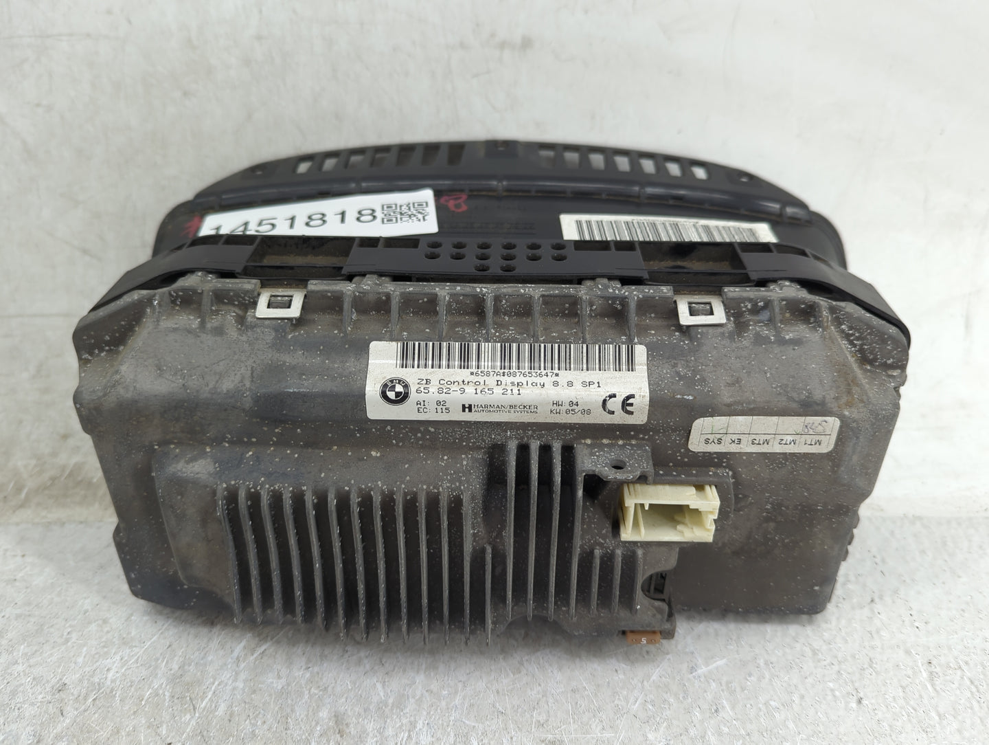 Bmw 750 Information Display Screen - Oemusedautoparts1.com