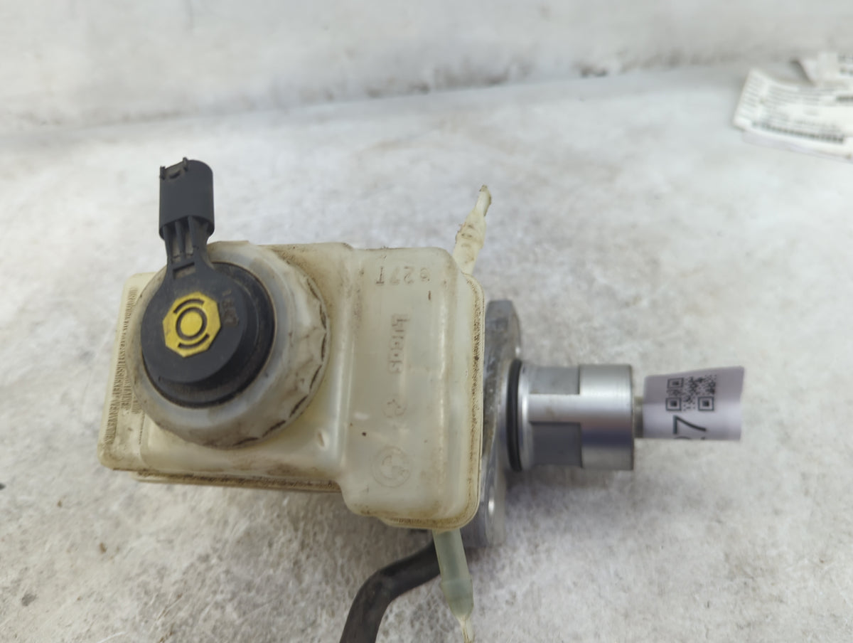 Bmw 750 Brake Master Cylinder - Oemusedautoparts1.com