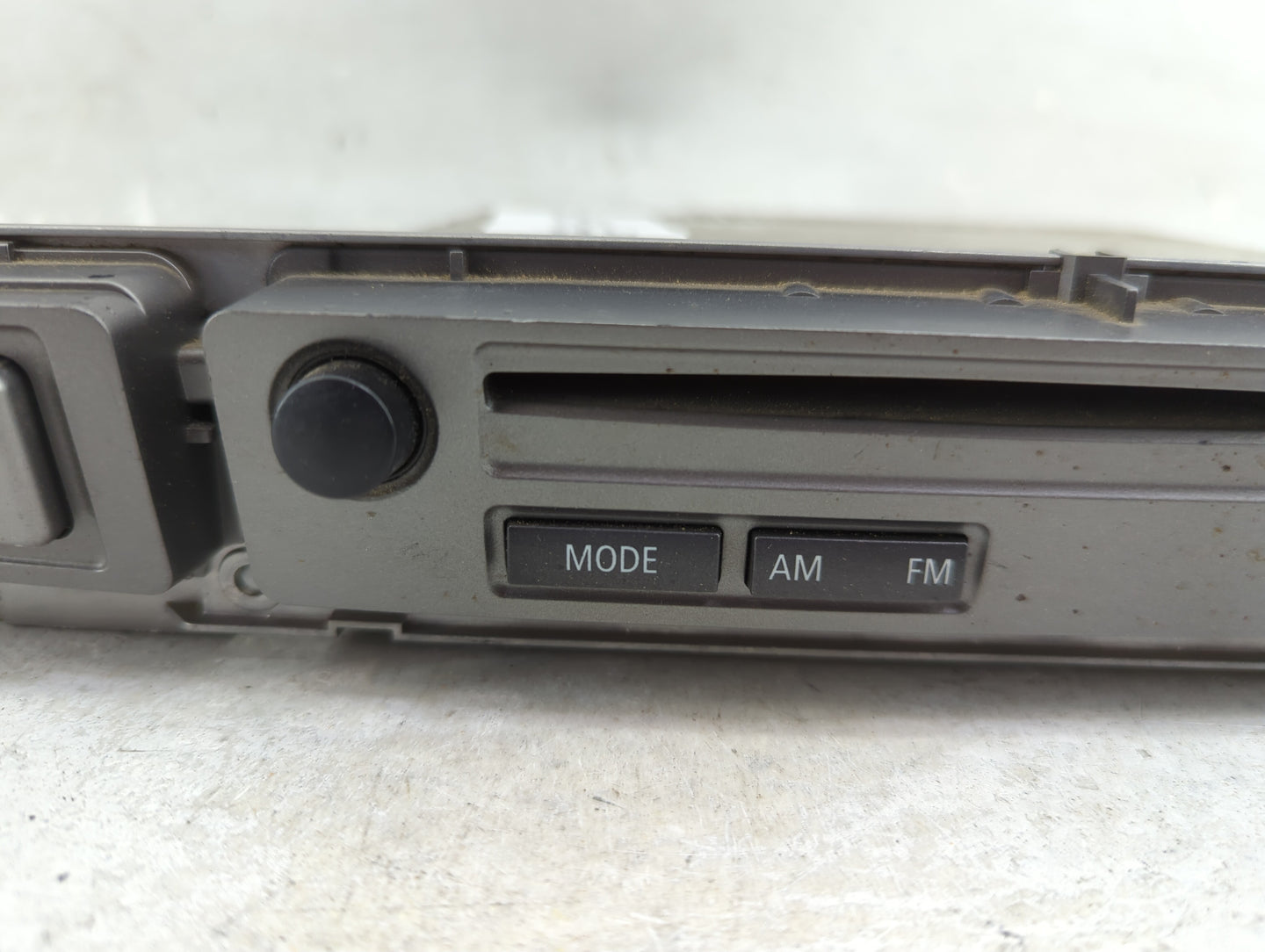 2006-2008 Bmw 750i Radio AM FM Cd Player Receiver Replacement P/N:6952345 6952346, 53339730 Fits Fits 2006 2007 2008 OEM Use