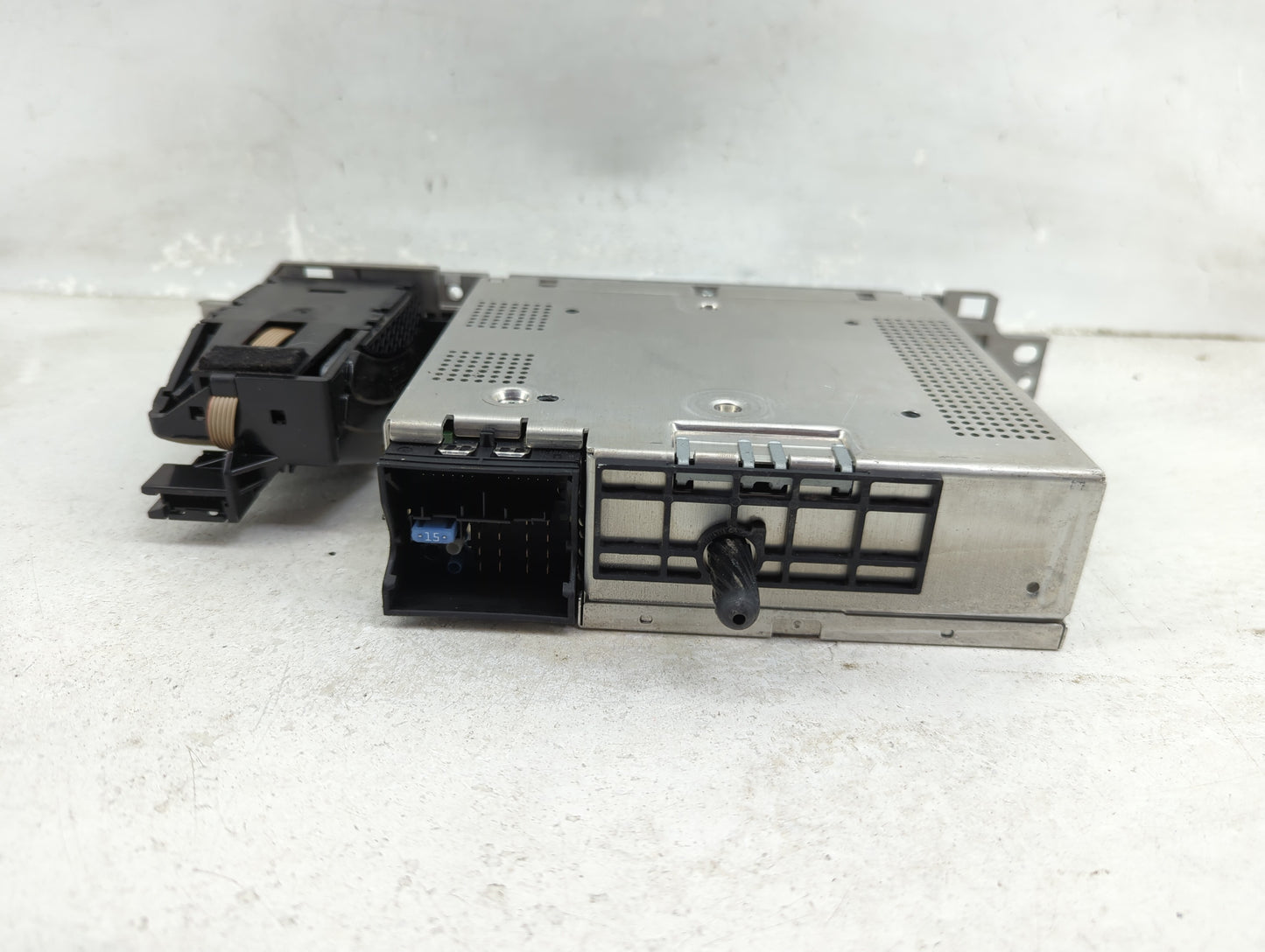 2006-2008 Bmw 750i Radio AM FM Cd Player Receiver Replacement P/N:6952345 6952346, 53339730 Fits Fits 2006 2007 2008 OEM Use