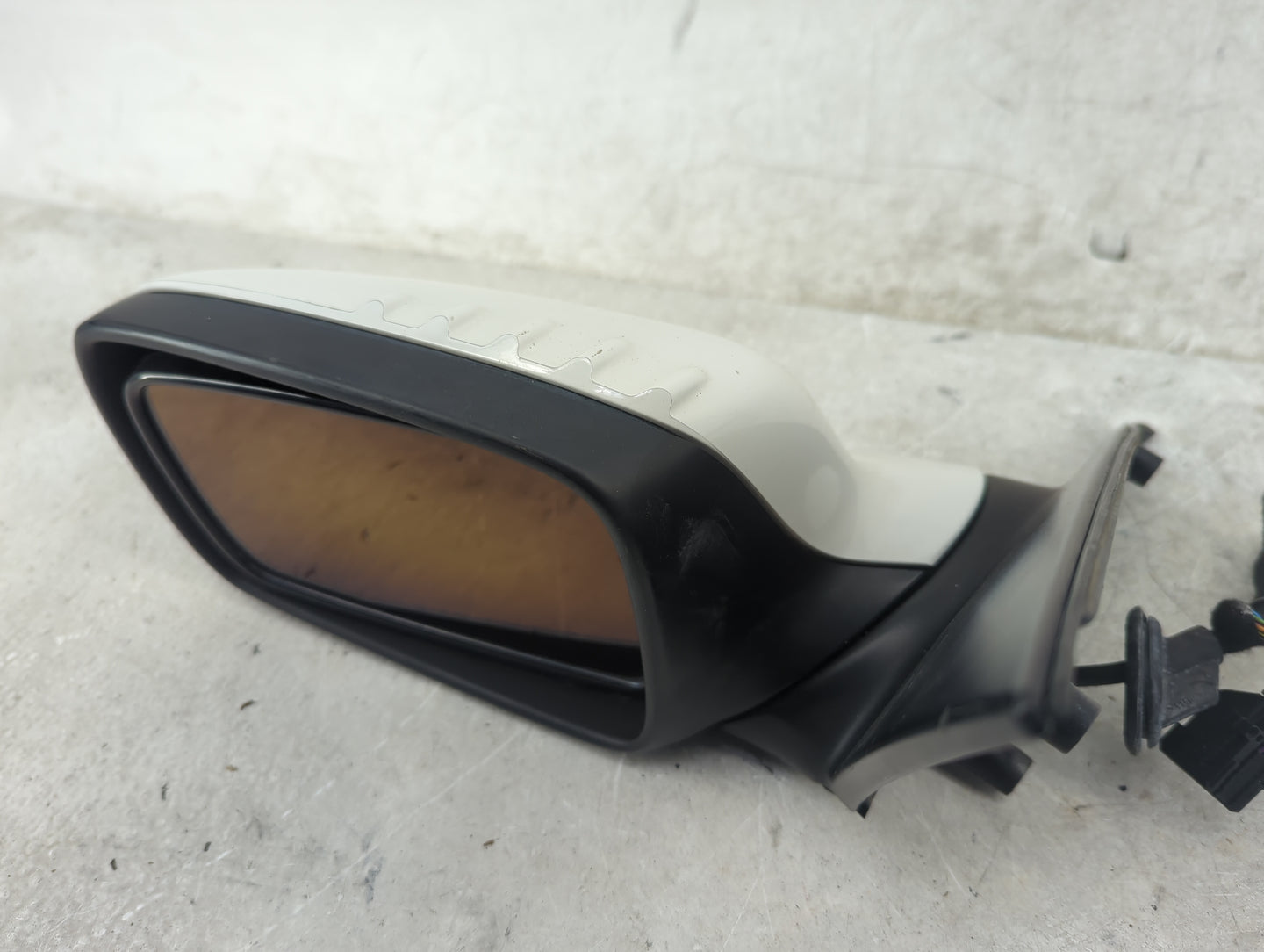 2007-2008 Bmw 750i Driver Side View Mirror - Left Door Mirror OEM Used - Oemusedautoparts1.com