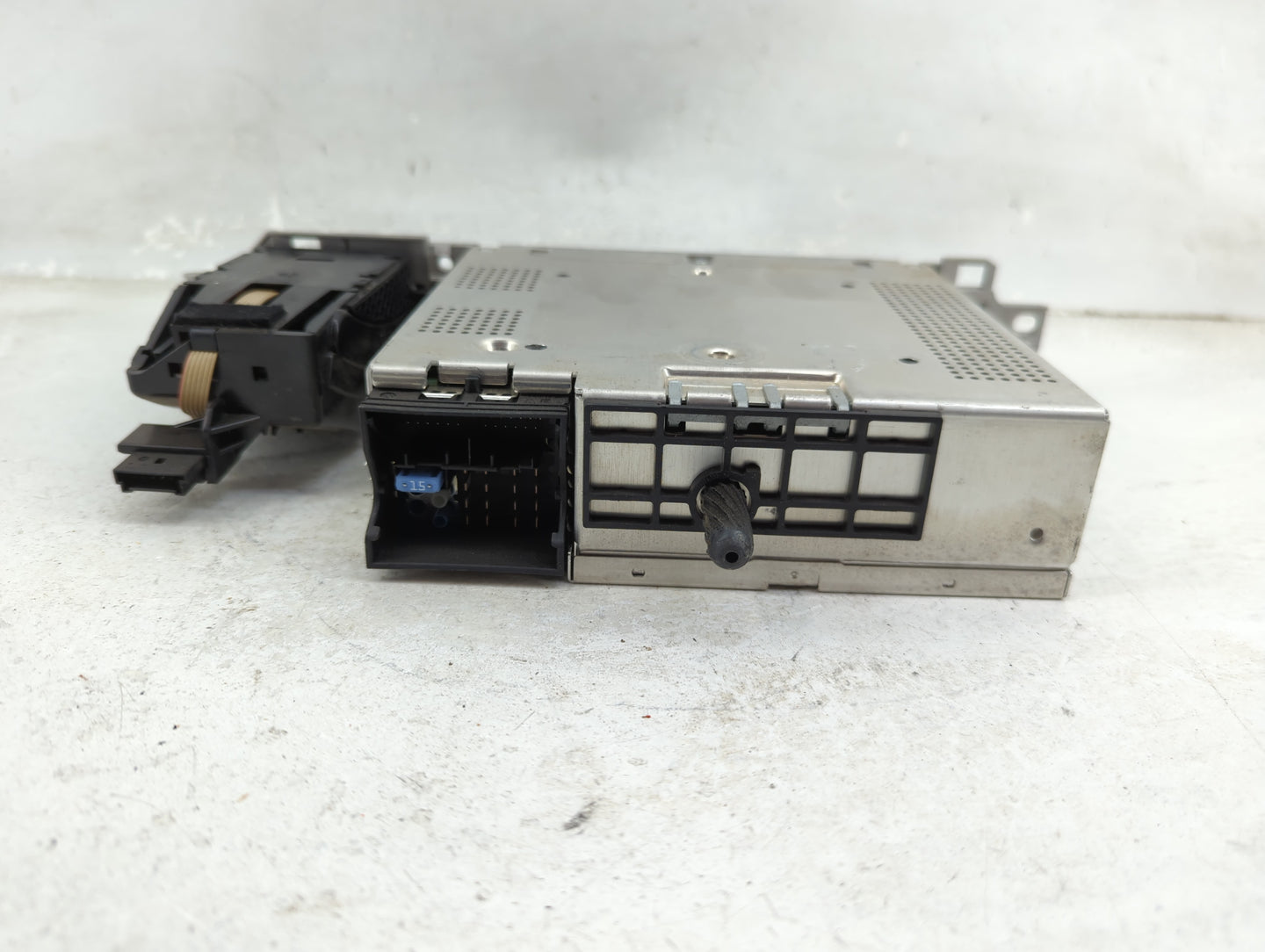 2006-2008 Bmw 750i Radio AM FM Cd Player Receiver Replacement P/N:5333 9730 6 952 346, 6 952 345 Fits Fits 2006 2007 2008 OE