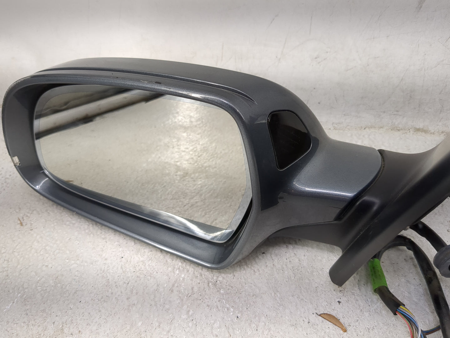 2007-2008 Bmw 750i Passenger Side View Mirror - Right Door Mirror OEM Used - Oemusedautoparts1.com