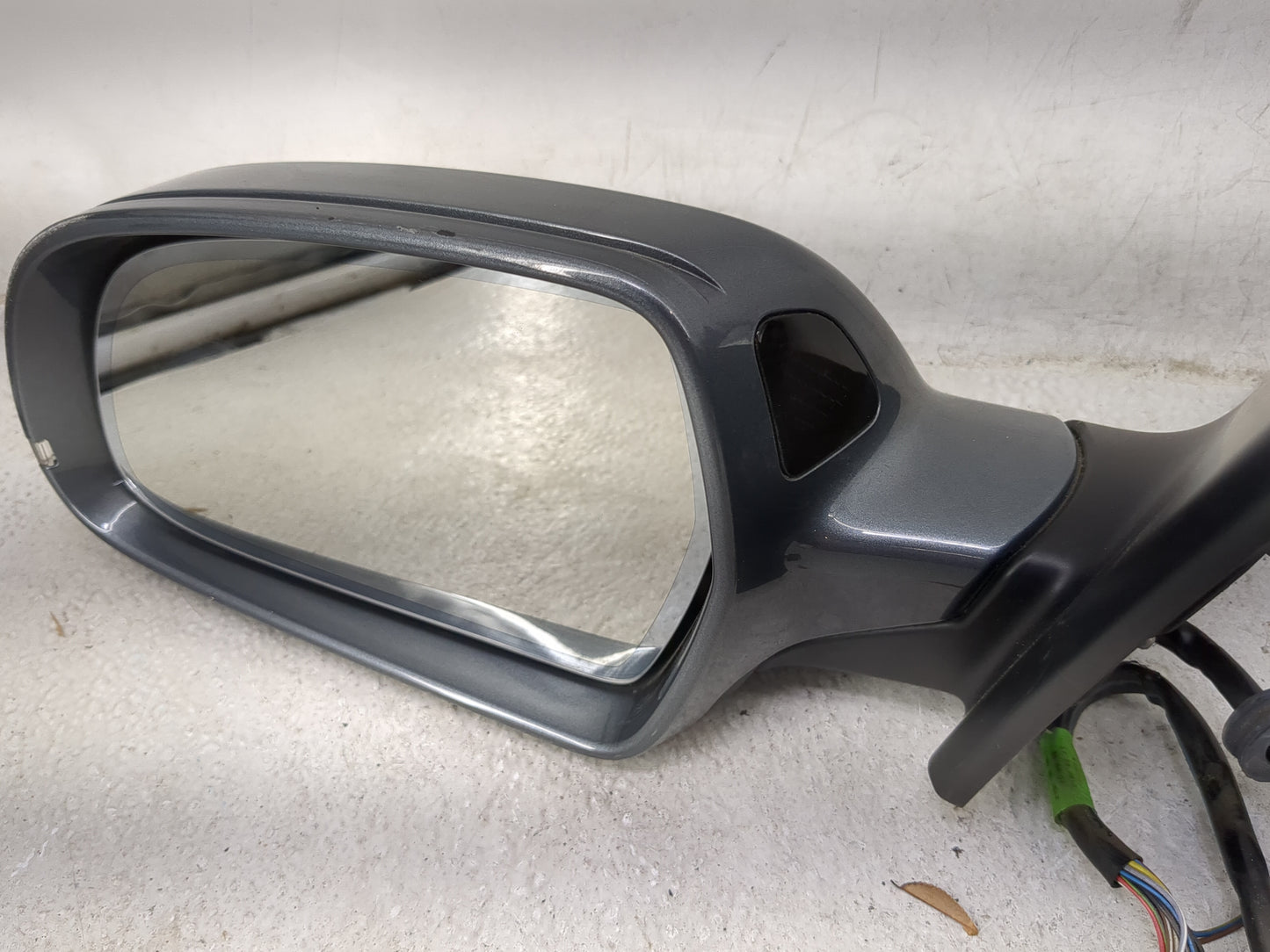 2007-2008 Bmw 750i Passenger Side View Mirror - Right Door Mirror OEM Used - Oemusedautoparts1.com