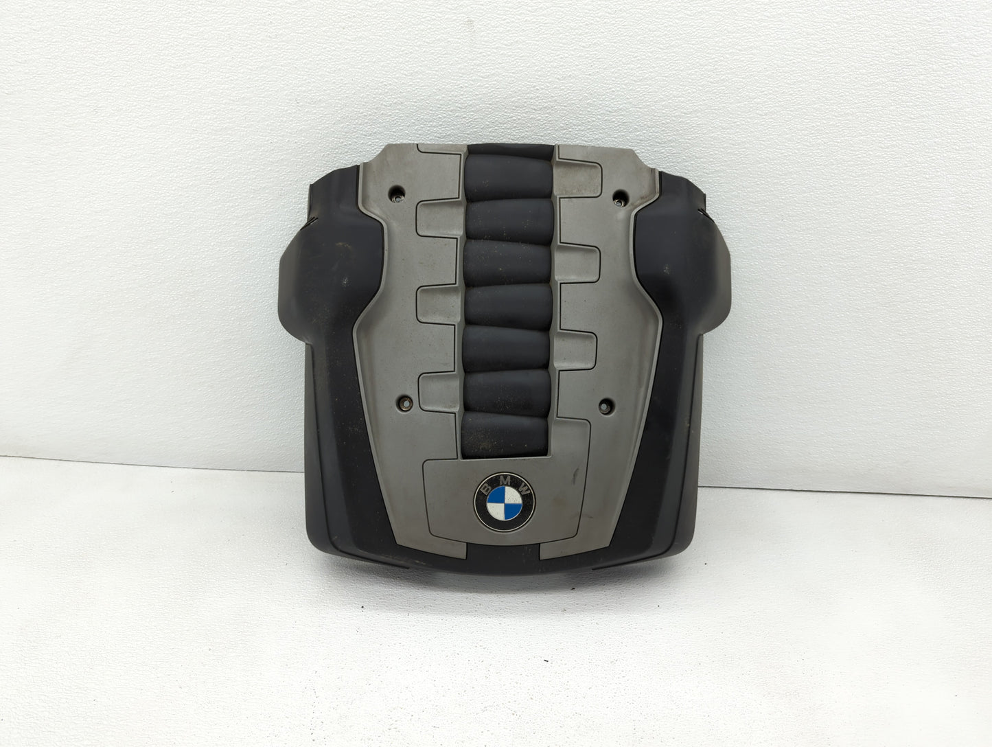 2008 Bmw 750i Engine Cover - Oemusedautoparts1.com