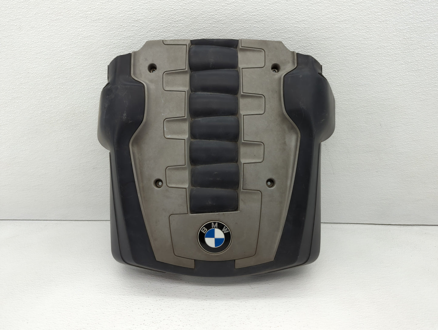 2008 Bmw 750i Engine Cover - Oemusedautoparts1.com