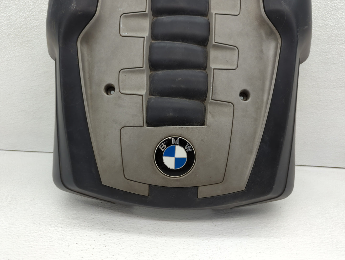 2008 Bmw 750i Engine Cover - Oemusedautoparts1.com