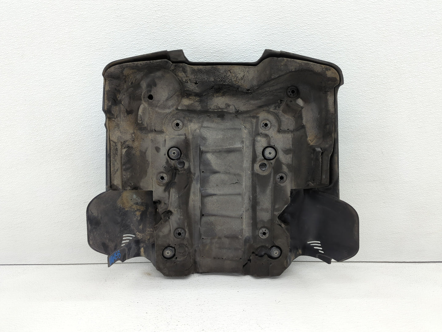 2008 Bmw 750i Engine Cover - Oemusedautoparts1.com