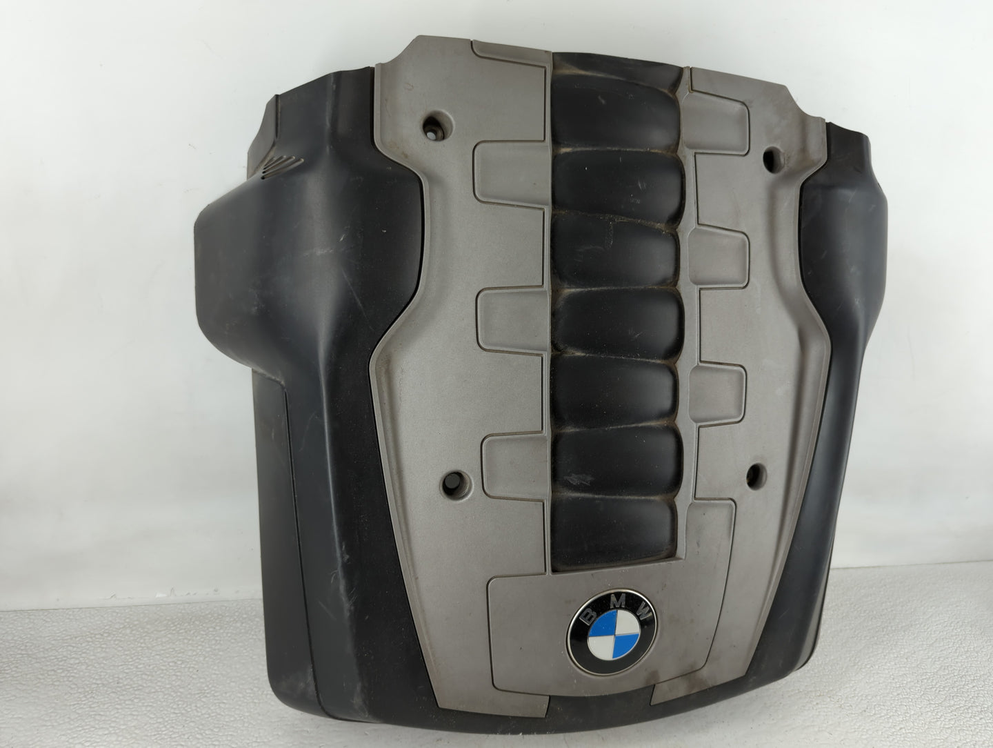 2008 Bmw 750i Engine Cover - Oemusedautoparts1.com